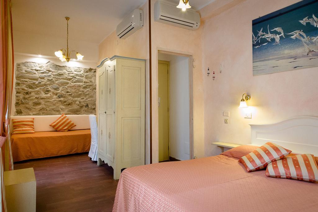 Hotel Marina Monterosso al Mare Esterno foto