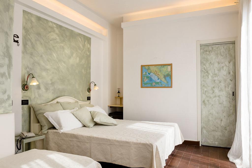 Hotel Marina Monterosso al Mare Esterno foto
